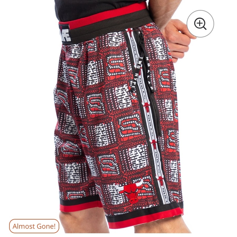 Chicago Bulls Two Hype Team Kente Shorts- red Men medium polyester
